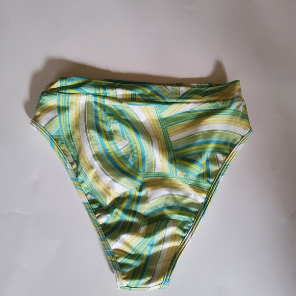 L*Space Frenchi Over The Rainbow Print Bitsy Bikini Swimsuit Bottom Size M New - Picture 8 of 11